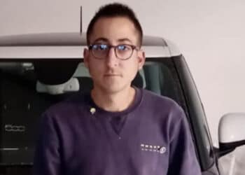 Picchiato da un gruppo di ragazzi fuori da un locale, Fabio muore a 36 anni dopo una lunga agonia