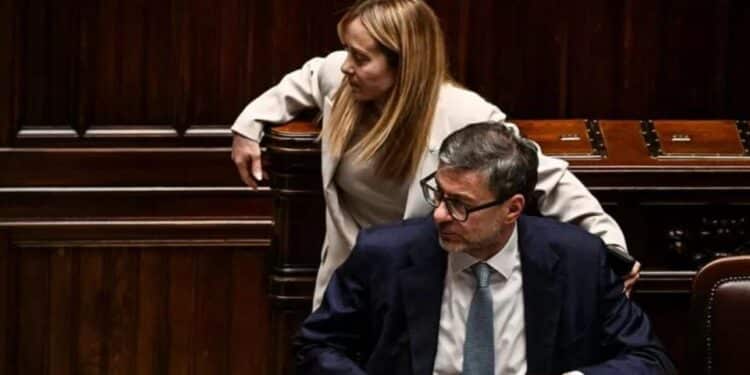 Torna lo spettro lockdown anche in Sardegna: smart working, targhe alterne e consumi razionati contro la crisi carburante