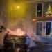 Auto in fiamme nella notte a Sant’Antioco, danneggiata palazzina