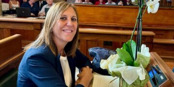 Cagliari, scontro in Consiglio sull’ex mercato di Sant’Elia: il centrodestra attacca la Giunta