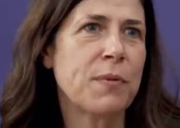 Caro carburante, Todde: “Il biglietto per cittadini in continuità territoriale non verrà aumentato di un euro” (VIDEO)