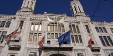 Cagliari, esplode lo scontro in Consiglio comunale: Farris difende Corrias dopo l’interruzione del sindaco