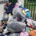 Cagliari, degrado ai cassonetti degli abiti usati: “Sacchi ovunque da giorni”