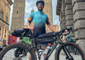 In viaggio per la Sardegna per conoscere cultura e tradizioni: Ubaldo Monteforte, 41enne di Caserta, arriverà a Cagliari in bicicletta
