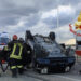 Quartu, scontro fra due auto in viale Poetto: conducente rimasto incastrato fra le lamiere