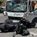 Cagliari, scontro fra scooter e furgone della De Vizia: grave un centauro