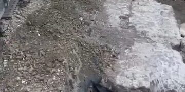Cagliari, sorpresa sotto la ruspa: spuntano blocchi antichi riconducibili alla città del passato