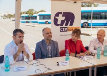 Cagliari, entrano in servizio 47 nuovi autobus elettrici: il CTM raggiunge il 70% della flotta a zero emissioni
