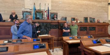 Cagliari, premiati gli eroi degli incendi: il Comune consegna le pergamene a Sergio Palmas, Sebastiano Curreli e Roberto Mamia