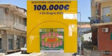 Orroli, gioca 2 euro e ne vince 100 mila al Gratta e Vinci