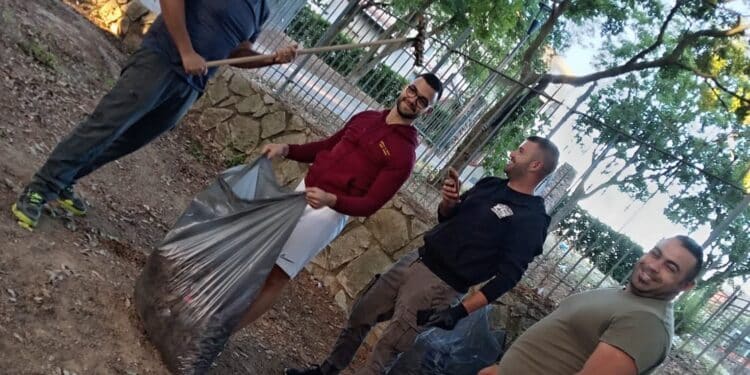 Burcei, tutti in strada per ripulire il paese e prendersi cura dei luoghi pubblici: