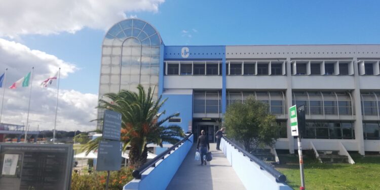 Policlinico di Monserrato in codice rosso, pronto soccorso preso d’assalto e personale ridotto all’osso: sanità sarda al collasso