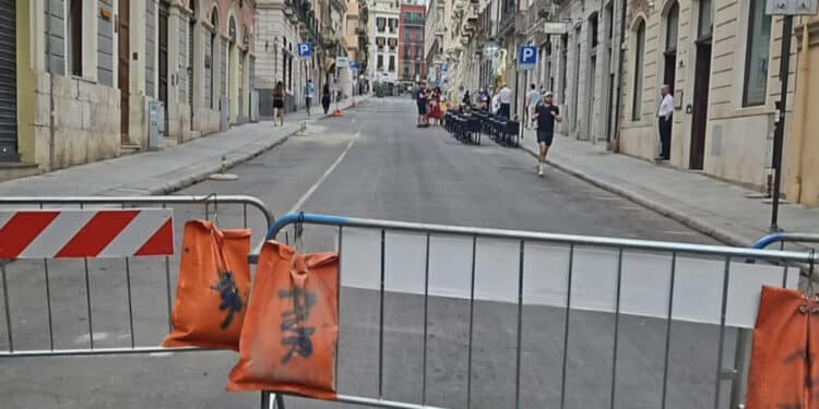 Cagliari, via Sassari pedonale vuota e desolata: “500 le firme raccolte e ignorate dalle istituzioni”
