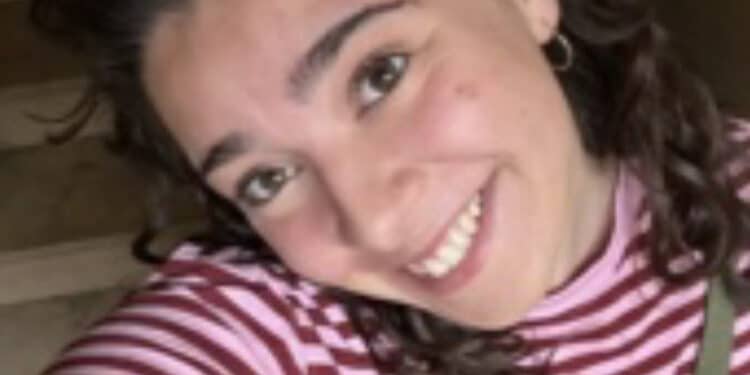 Finisce con l’auto in un canale: Eleonora muore a 22 anni poco prima della laurea