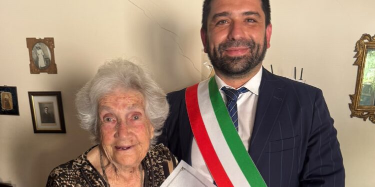 Cagliari festeggia i 100 anni di Matilde Cannas