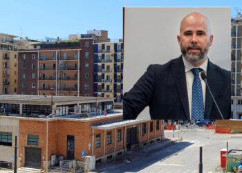 Cagliari: “Al mercato di San Benedetto cantiere fermo da settimane, restano solo divieti e disagi”