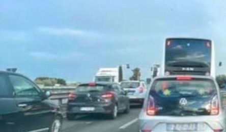 Decimomannu, ennesimo incidente stradale in uno degli incroci lungo la statale 130: un ferito grave
