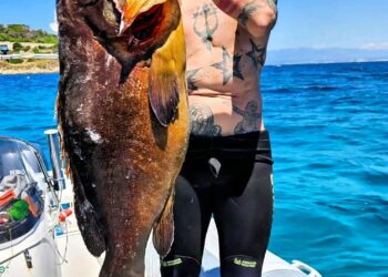 Da Scandiano alla Gallura, il gigante del mare da 21 chili: Raffaele Seiello e quell’amore nato accanto a suo padre