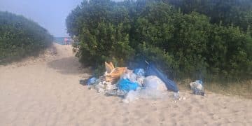 “Questa è la cartolina di benvenuto alla spiaggia di Ziu Franciscu”: la rabbia di chi arriva a Muravera