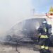 Elmas, furgone prende fuoco in un parcheggio nella zona industriale