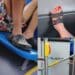 Cagliari: sedili usati come poggia scarpe, i nuovi bus calpestati dagli incivili
