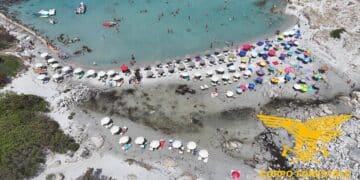 Tra Villasimius e Muravera stangata ai furbetti delle concessioni balneari: scattano maxi multe per gravissime violazioni in spiaggia