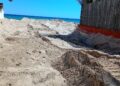 Flumini di Quartu, accesso alla spiaggia problematico dopo il ciclone Harry: “Il Comune faccia qualcosa”