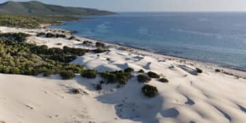 Teulada, escursioni naturalistiche per conoscere il magico complesso dunale di Is Arenas Biancas