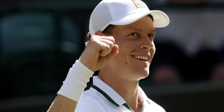 Sinner fa ancora la storia e conquista la finale di Wimbledon