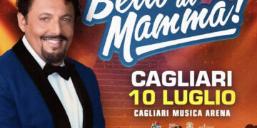 «Cagliari merita più di un parcheggio»: Brignano infiamma la Fiera, applausi per la nota nostalgica sull’Anfiteatro Romano