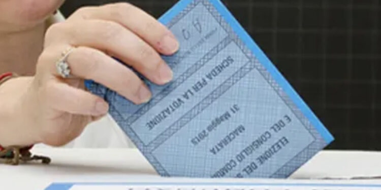 Legge elettorale, sì al voto per i fuorisede per motivi di lavoro, studio o salute