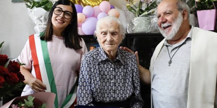 Nuova centenaria in Sardegna, Muravera festeggia Irina Congiu