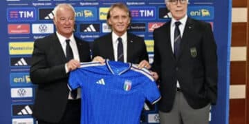 Roberto Mancini nuovo ct della Nazionale: “È stato come perdere la donna della vita”. Ranieri: “Sono fiducioso”