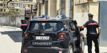 Olmedo, accoltella un giovane durante una lite in un bar: minorenne in arresto per tentato omicidio
