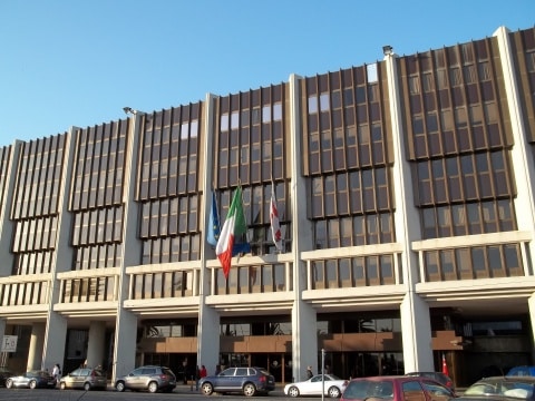 Palazzo del Consiglio regionale, via al maxi restyling: stanziati oltre 20 milioni di euro, la politica sarda non bada a spese