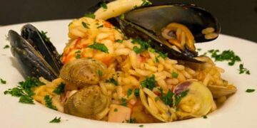 La cultura nel piatto: risotto allo scoglio sardo, gustoso  e leggero