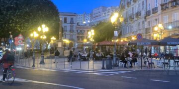 Cagliari, borsa rubata in piazza Yenne nella notte: i documenti ritrovati in piazza del Carmine
