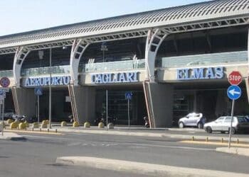 Noleggio auto, la beffa per due coppie sarde: «Prenotazione pagata, ma al banco ce l’hanno negata»