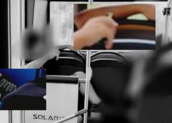 Cagliari, con la sigaretta elettronica in mano e le scarpe sui sedili: a bordo dei bus vince la prepotenza