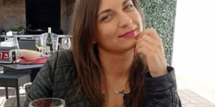 Femminicidio Tania Terrin, l’autopsia conferma la morte per strangolamento: “Denunciare non è bastato”
