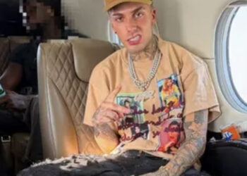 Arrestato per spaccio e detenzione di un’arma clandestina il rapper Tony Boy: il blitz in diretta social
