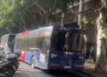 Cagliari, autobus guasto in viale Trieste: traffico paralizzato, cinque pullman in fila. Zedda: «È un delirio» (VIDEO)