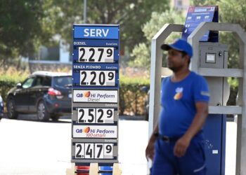 Carburanti a prezzi folli, Sos al governo: “Per la Sardegna serve un piano strutturale e straordinario”