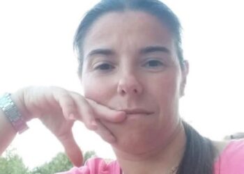 Tragedia di Solanas, ennesimo femminicidio e Sardegna sotto choc: Michela lascia una figlia 15enne e il piccolo di 18 mesi avuto col suo assassino