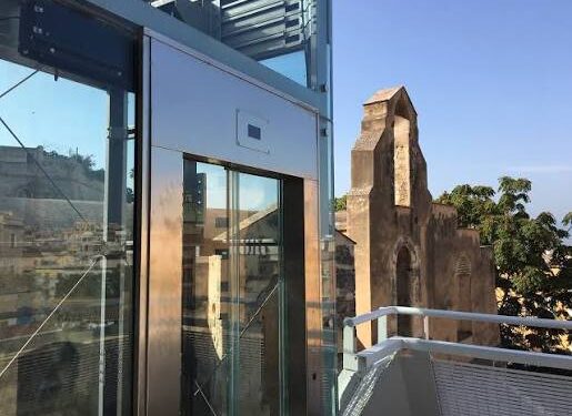 Cagliari, ascensori fermi da due mesi: Castello totalmente isolato, appiedati residenti e turisti