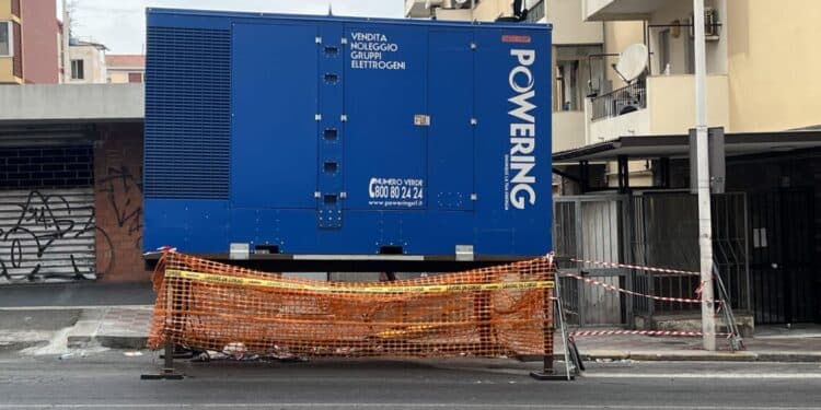 Cagliari, non solo rumore con il generatore-mostro in via Cadello: “Cattivo odore e inquinamento, noi residenti siamo assediati”