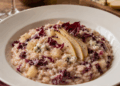 La cultura nel piatto: risotto al radicchio rosso, pera e gorgonzola dolce