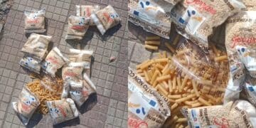 Assemini, pacchi di pasta donati dai volontari e gettati in strada