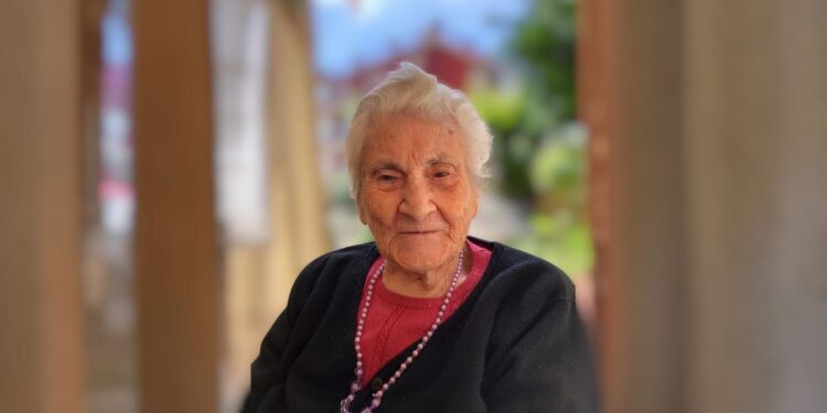 Alba Turnu, 1° Anniversario