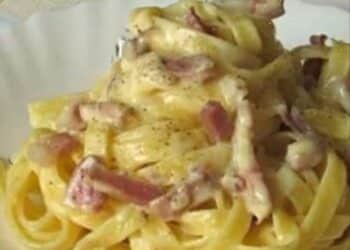 La cultura nel piatto, fettuccine alla papalina